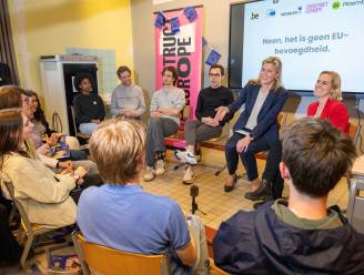 Stad informeert jongeren over Europese verkiezingen: “Hun stem maakt wel degelijk een verschil”