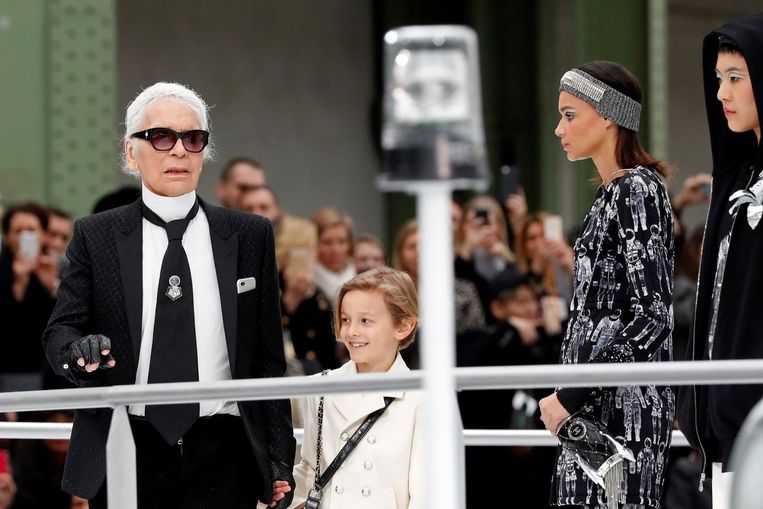 Modeblog: de shows van Chanel is kleding | De Volkskrant