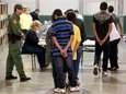 Trump overweegt opnieuw gezinnen te scheiden aan de grens tussen de VS en Mexico: "De keuze ligt bij de ouders"