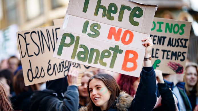 Manifestation des étudiants pour le climat le 18 janvier à Lausanne, en Suisse.