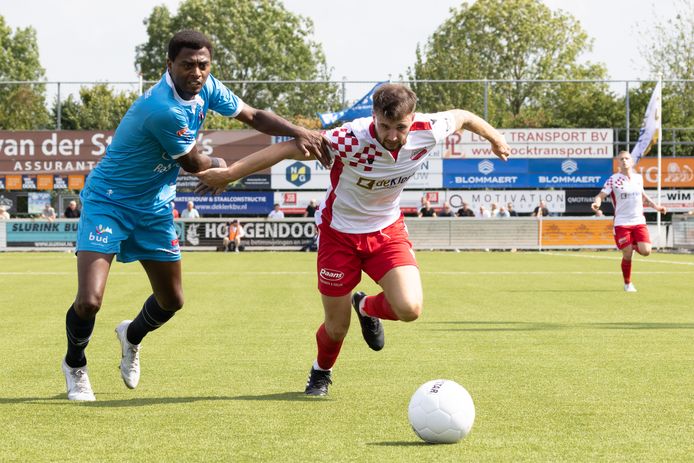 ‘Kozak’ Giovanni Büttner heeft al rijk voetbalverleden: ‘Cristiano ...