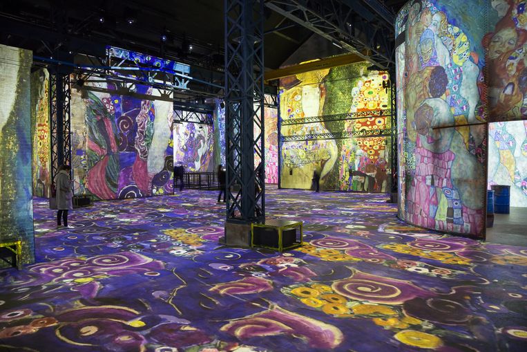 Frans Lichtspektakel Atelier Des Lumieres Komt Naar Amsterdam