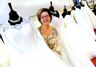 Bruidswinkel in Bosschenhoofd: ‘Er staat nooit iemand chagrijnig in mijn winkel’