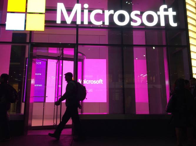 Microsoft steekt miljarden in bedrijf achter populair ChatGPT