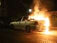 Geparkeerde auto in brand gestoken in Mariahoeve