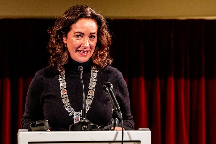 Burgemeester Femke Halsema vorig jaar, bij de herdenking de Decembermoorden in Suriname.