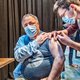 Steeds meer mensen krijgen last van vaccinnijd:  ‘Zelfbedieners! Vriendjespolitiek! Schandalig!’