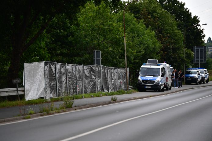 De politie doet onderzoek naar het mogelijk verborgen stoffelijk overschot van de verdwenen Britse kleuter Madeleine McCann.