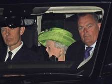 La reine Elizabeth II présente au baptême de ses deux derniers arrière-petits-fils