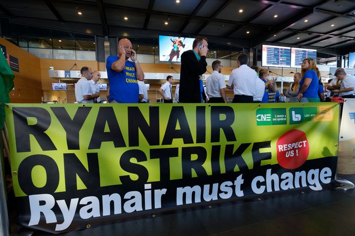 Begin deze maand staakten Ryanair-piloten voor betere werkomstandigheden, onder andere ook op de luchthaven van Charleroi.
