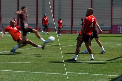 “Put him in the starting line-up”: Kompany surprises in Bayern training with razor-sharp tackles and fans like it