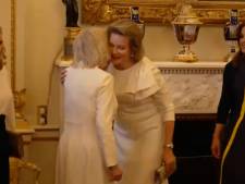 Pourquoi Mathilde n’a pas fait la révérence devant la reine Camilla au palais de Buckingham