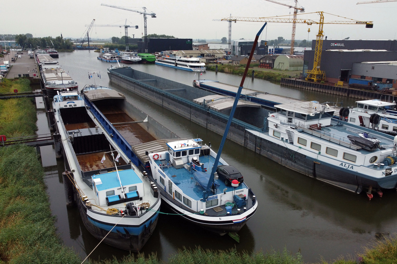 Noodkreet Werkendamse scheepvaart ‘Steek geld in het bevaarbaar houden