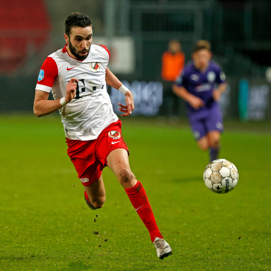 Hake Heeft Luxeprobleem Met De Selectie Van Fc Utrecht Mahi Moet Zijn Plekje Terug Zien Te Verdienen Foto Ad Nl