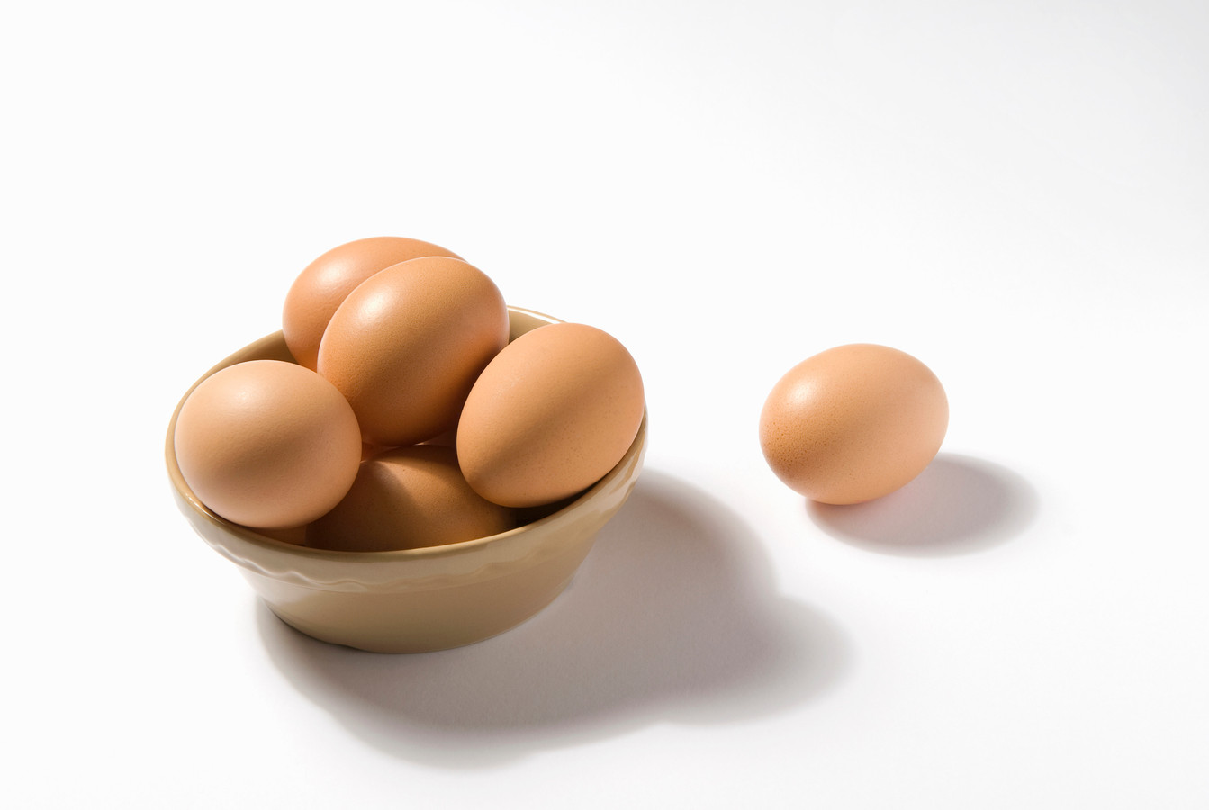 Organic Egg background. Включи яйца 1