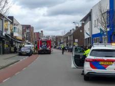 Brandweer rukt uit voor woningbrand aan Kuipersdijk in Enschede