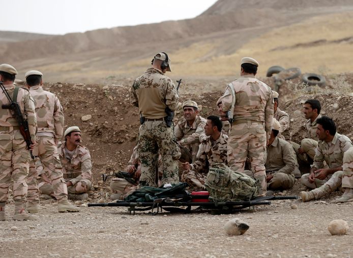Iraaks-Koerdische Peshmerga-soldaten krijgen training van het Duitse leger in Erbil, Irak.