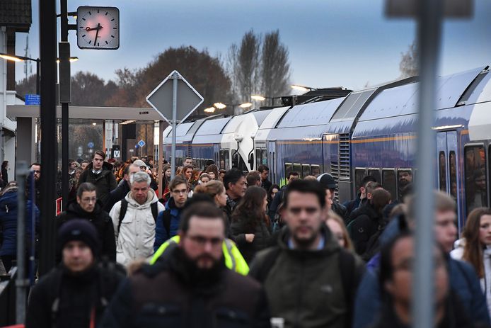 Drukte op station Cuijk. Archieffoto