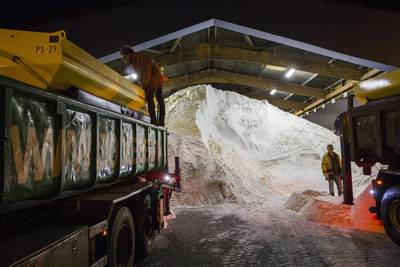 Geding om ‘slecht strooizout’ op wegen