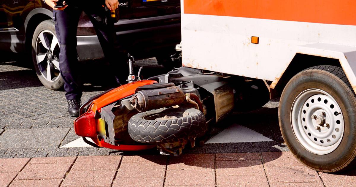 Scootterrijder gewond bij ongeval in Boxmeer.