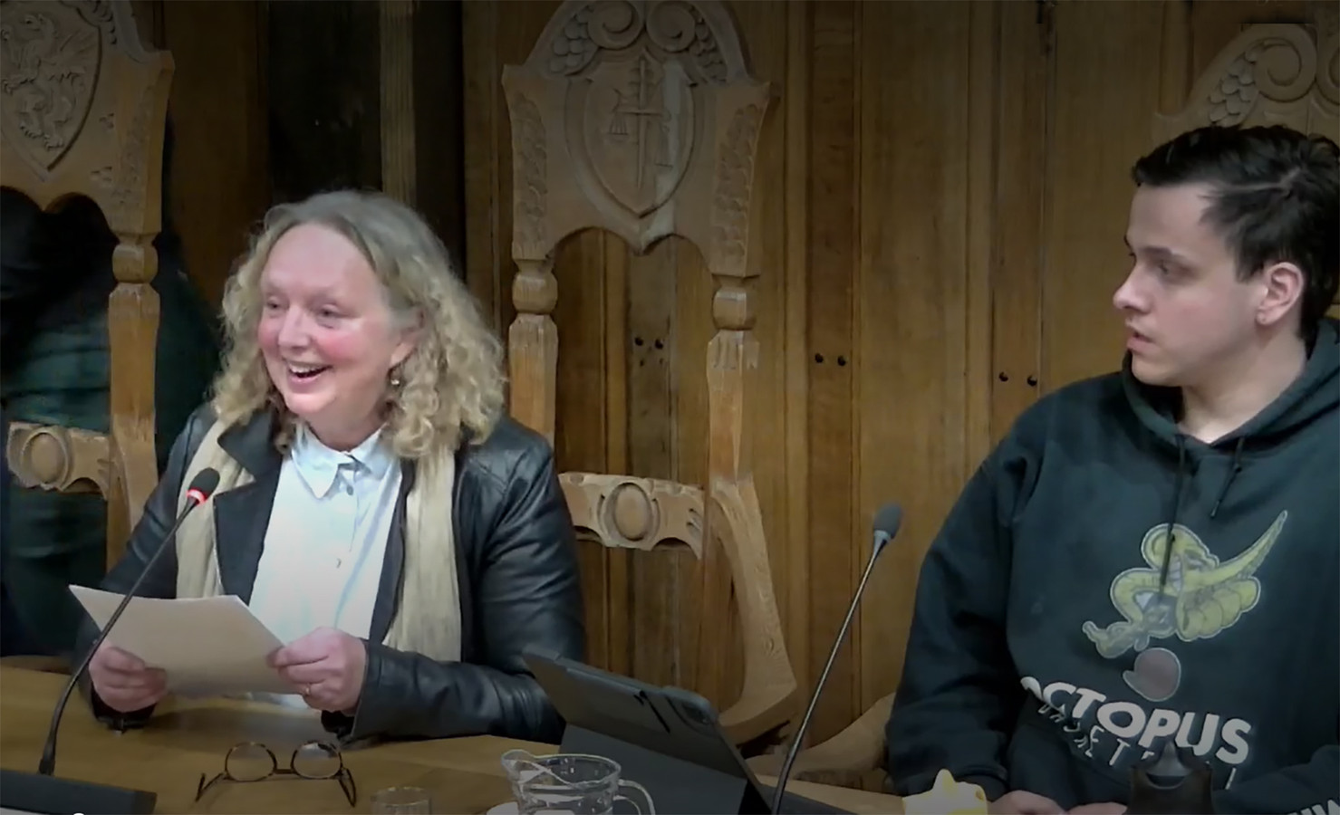 Weer stoelendans in politiek Vught; Désirée Rasenberg verruilt solo ...
