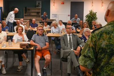 Makkelijk was het niet, maar toch ligt er nu een akkoord om de overlast rond vliegbasis te verminder