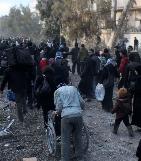 460 civils évacués de Homs