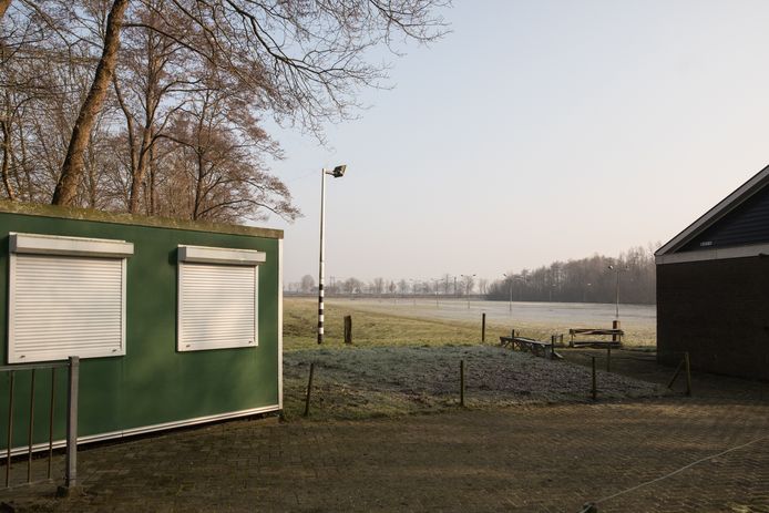 Natuurijsbaan Peter’s Baan in Soest staat vrijwel droog.