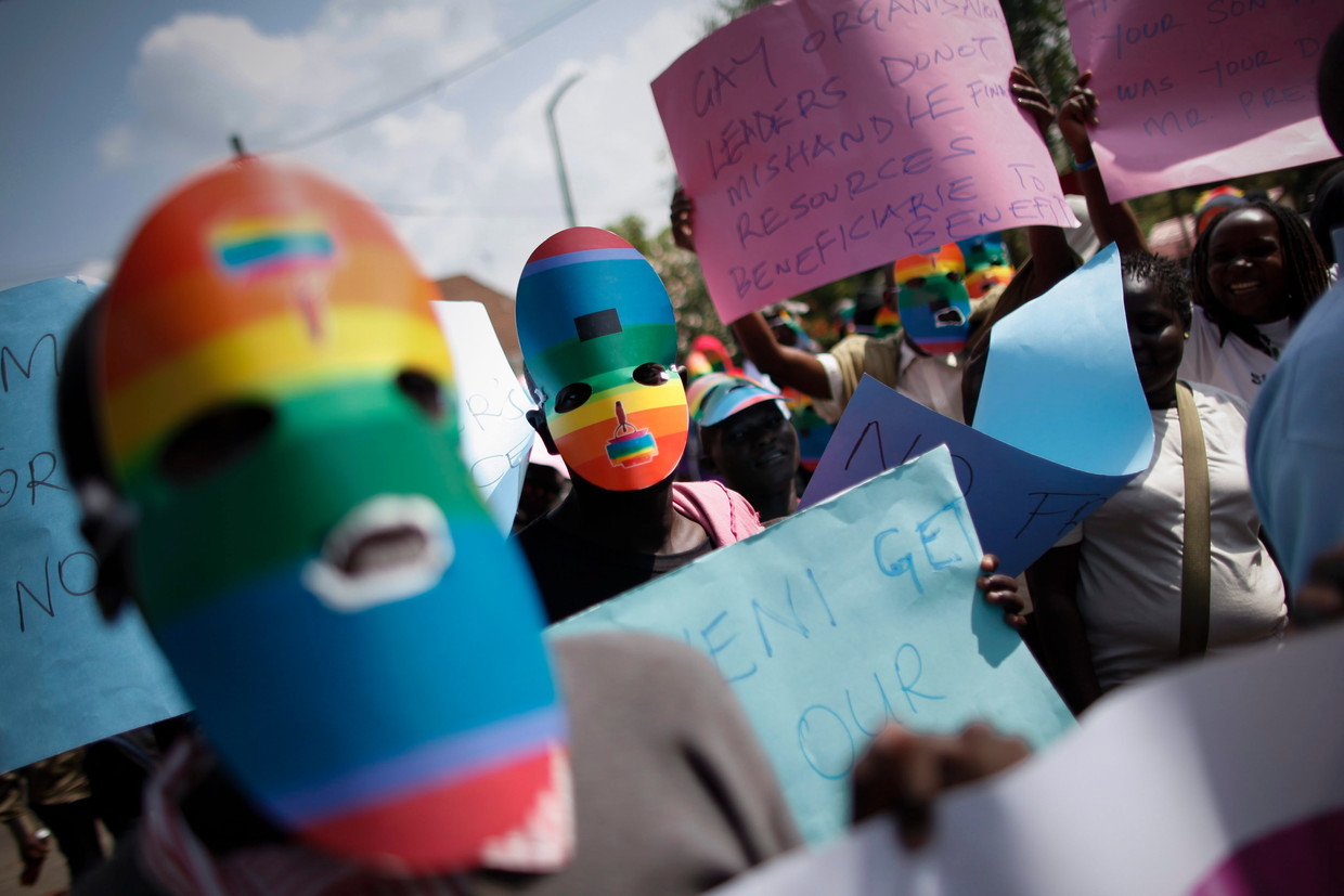 In het Keniase Nairobi wordt in 2014 geprotesteerd tegen de anti-homowetten in Oeganda.  Beeld EPA