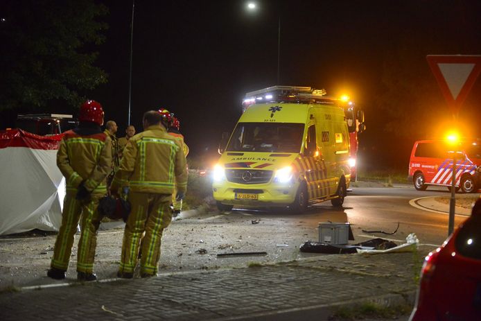 Belg (32) Overleden Bij Botsing Tegen Boom In Budel 