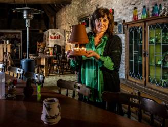 “6.000 euro voorschot per maand is niet te betalen”: Sinda van De Bierhoeve zet dit weekend elektriciteit uit in haar café als protestactie tegen torenhoge energieprijzen 
