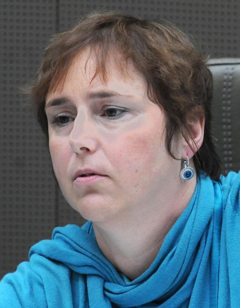 Karin Brouwers (CD&V), Vlaams Parlementslid. 'De voorzitter heeft de volledige chronologie die uiteindelijk tot het ontslag van zowel Lembrechts als Claes leidde uit de doeken gedaan. Daarmee is voor mij de kous af.