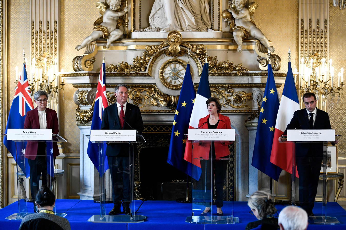 (De gauche à droite) La ministre australienne des Affaires étrangères Penny Wong, le ministre australien de la Défense Richard Marles, la ministre française des Affaires étrangères et européennes Catherine Colonna et le ministre français des Armées Sébastien Lecornu.