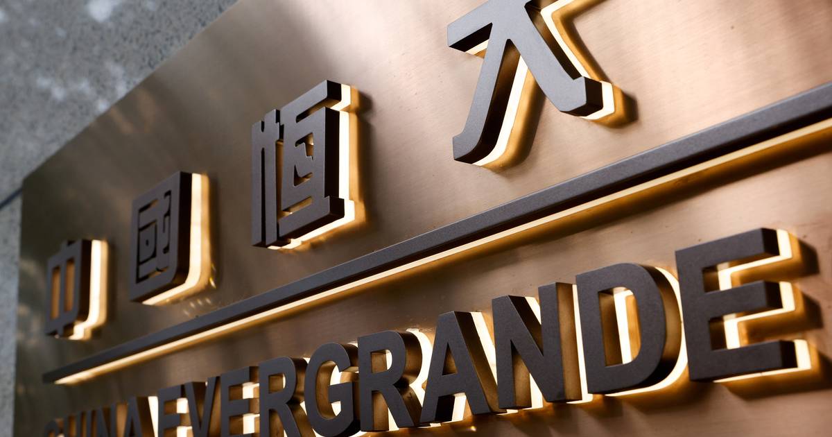 Китайские девелоперы ожидают падения объемов продаж из-за кризиса Evergrande |  Economie