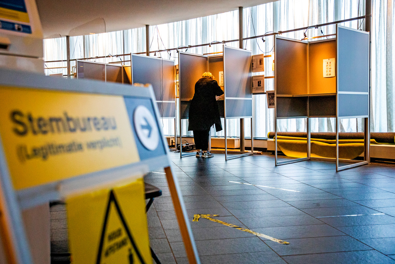 Waar kun je stemmen in Sliedrecht? Hier vind je alle stembureaus Foto pzc.nl