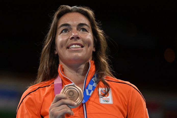 Nouchka Fontijn (38) nam afscheid met brons bij het boksen.