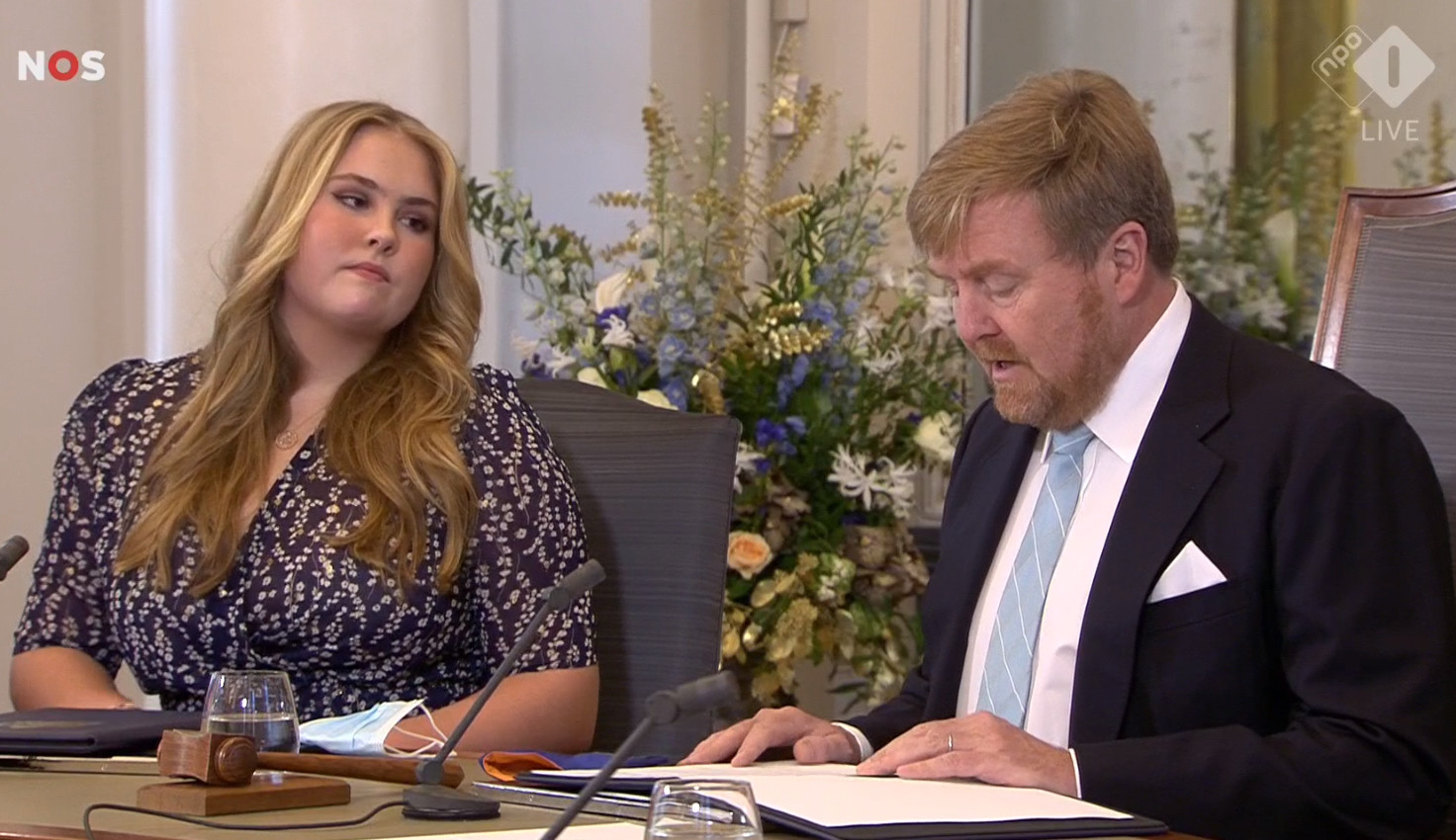 Prinses Amalia in haar eerste persconferentie