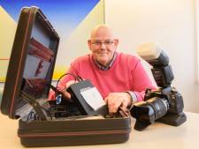 Fotograaf van halve eeuw historie Borne onderscheiden met een Bijtje