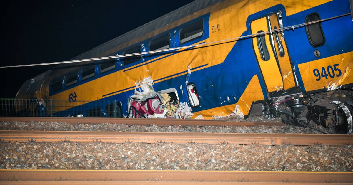 Calamiteitenhospitaal geopend voor gewonden treinongeval.