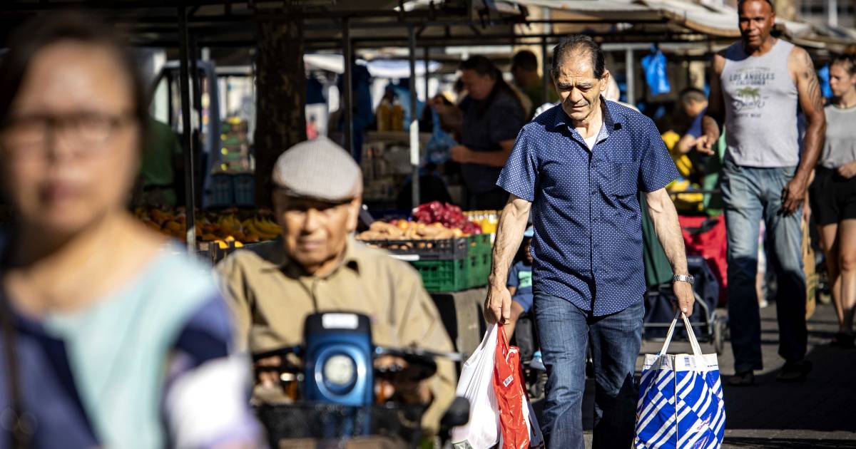 Koopkracht ‘historisch’ hard onderuit, armoede neemt toe