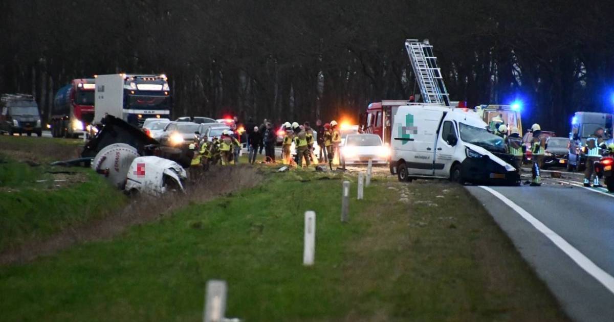 Twee personen overleden bij ernstig ongeluk op N36 bij Sibculo