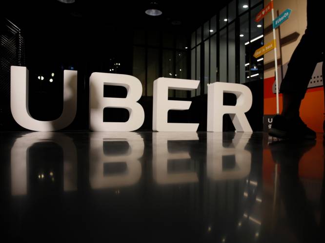Overwinning voor taxisector: Uber is taxibedrijf, chauffeurs kunnen verplicht worden vergunning aan te vragen