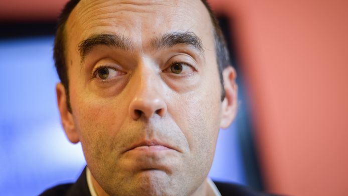 Tobback: "Enige ambitie van regering is het afschaffen van ...