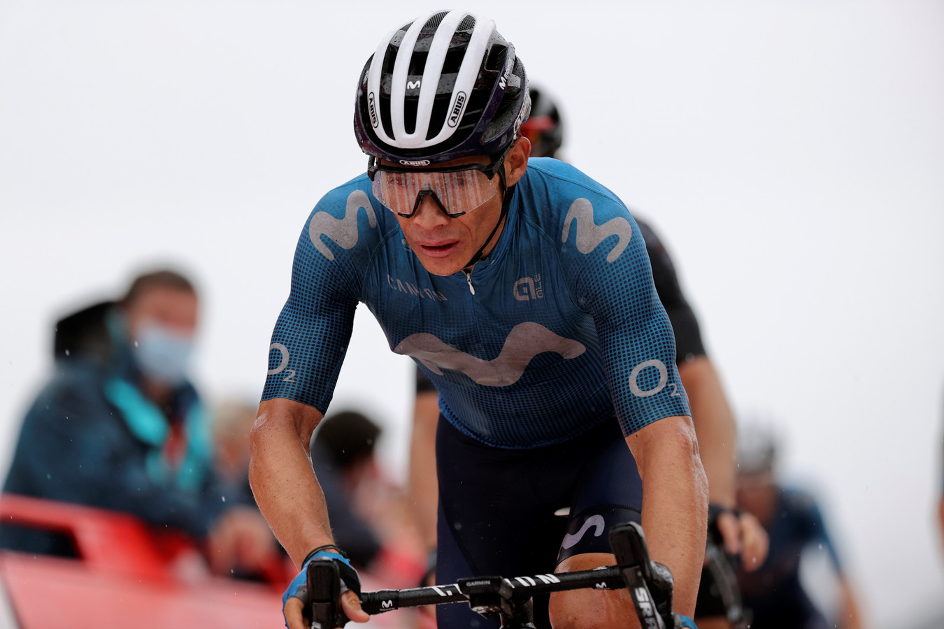 Colombiaanse klimmer López weg bij Movistar na bizarre opgave in Vuelta