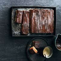 Millionaire shortbread met kokos