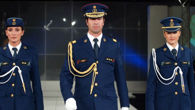 La vente d uniforme de police sera bient t ill gale Belgique