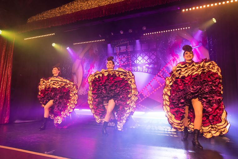 Derde Show Van Cabaret Magiq Is Sublime Hamme Regio Hln