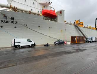 Oudenaards bedrijf Ecotrust reinigt immens baggerschip van Jan De Nul met droog ijs: “Materiaal aan boord krijgen was al een huzarenstukje”
