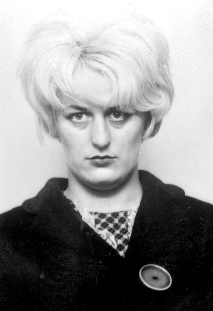 Myra Hindley op een foto uit 1966, het jaar dat ze samen met Brady veroordeeld werd.