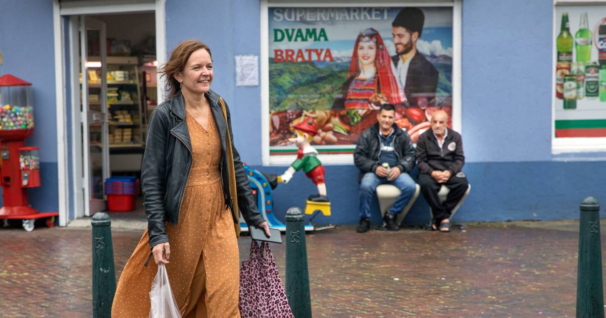 Puk de Lasser woont liever in de straat van de haatimam, dan in Benoordenhout